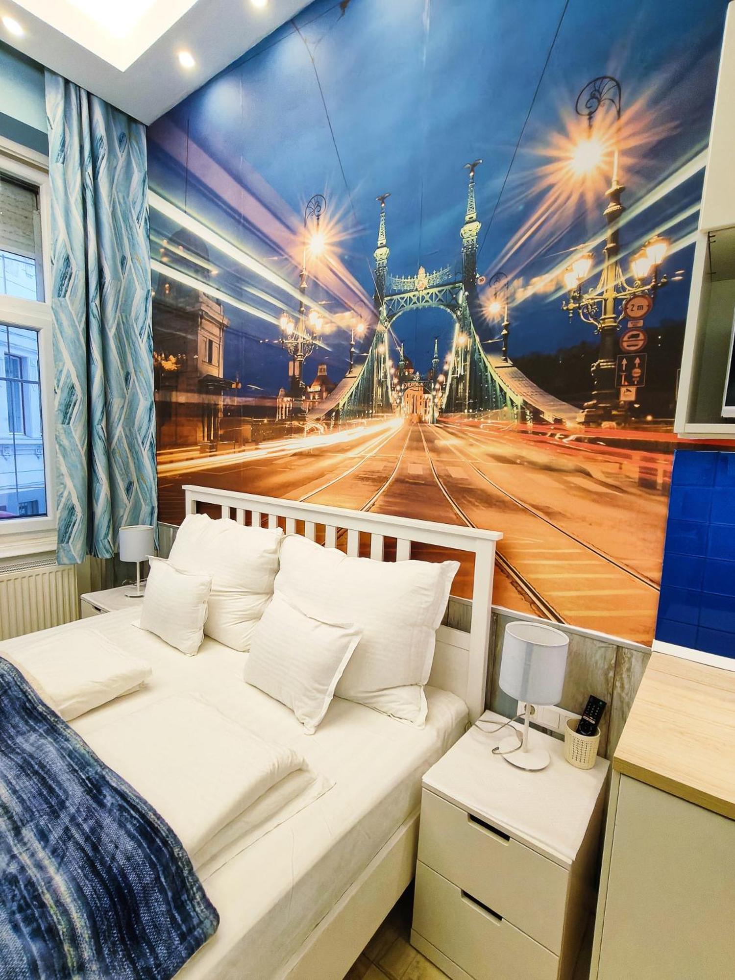 King Apartment *